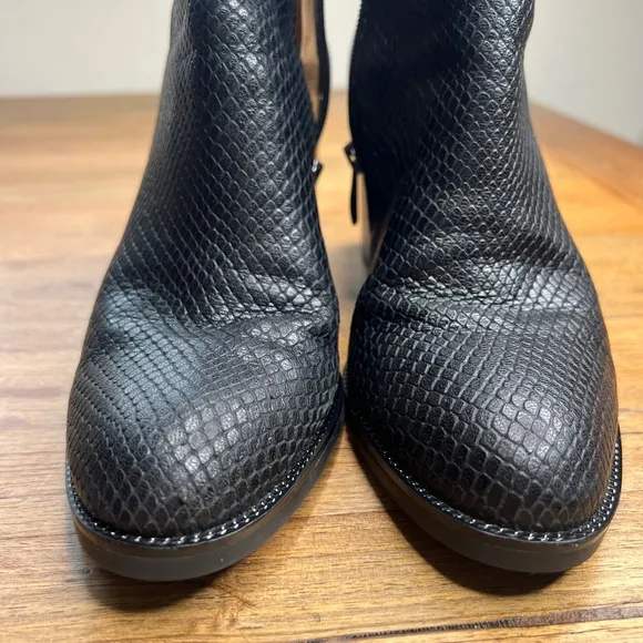 Franco Sarto Boots Pebbled Leather Black L-Owens Zipper Ankle Booties Sz 7.5