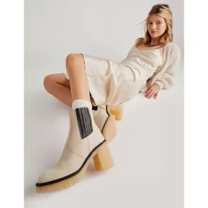 Free People James Chelsea Boot in White With Thick Lug Sole, Sz 38/7.5 With Box