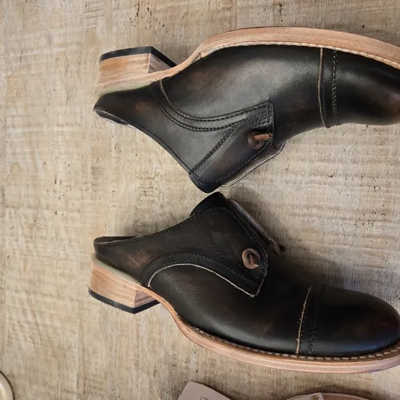 Freebird Black Leather Shoes