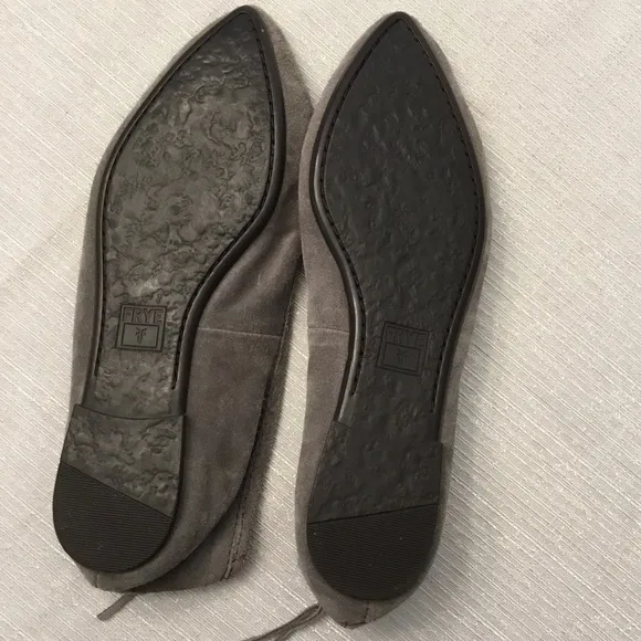 Frye Regina Ballet Gray Suede Slip On Ballet Flats Size 7