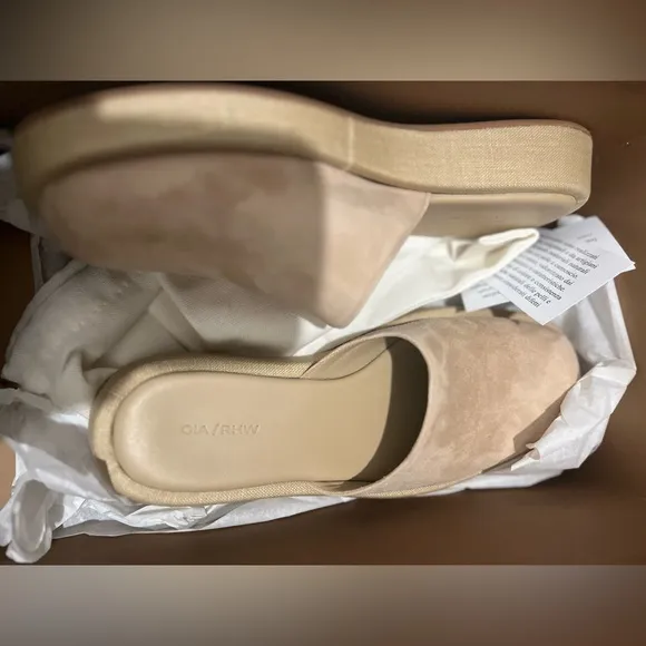Gia  bhorghini Women's Beige Suede Mules