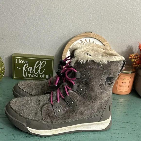 Girls Sorel Winter Boots SZ 6