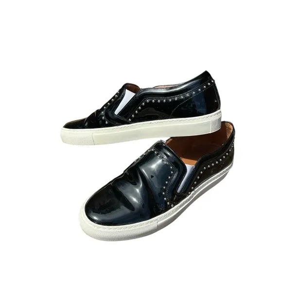Givenchy Black and White Leather Flats