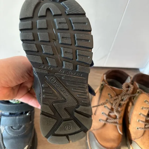 Great condition fall boots and winter boots, 28 ,