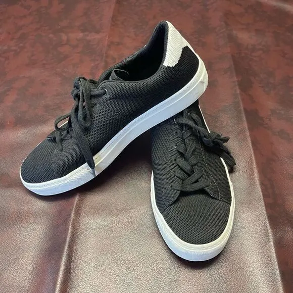 ‎Greats black tennis shoes sneakers, size 9
