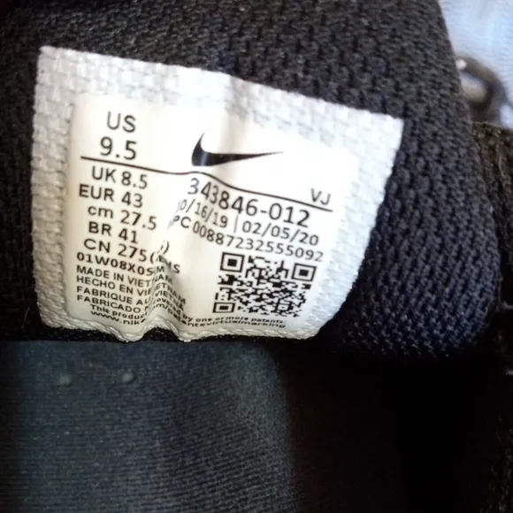 GUC Nike Air Gray Running Shoes size 9.5