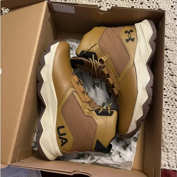 HIKING Under Armour Stellar G2 6&quot; Tactical Boots  Size 6Y Brown Outdoor Youth