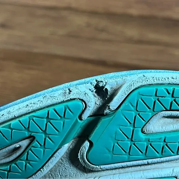 Hoka Bondi 8 Running Shoes Men’s Size 13 Athletic Sneakers Blue