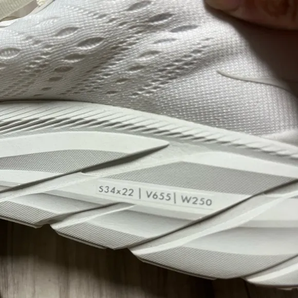 HOKA Clifton 8 White Running Shoes