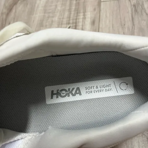 HOKA Clifton 8 White Running Shoes