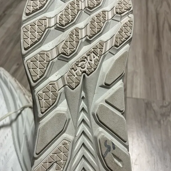HOKA Clifton 8 White Running Shoes