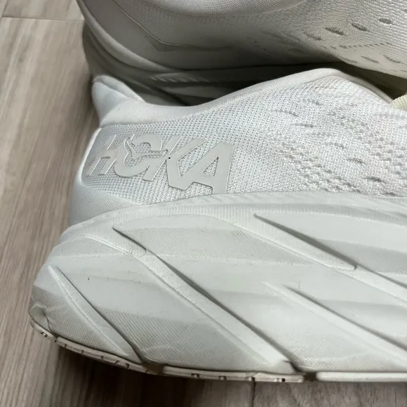 HOKA Clifton 8 White Running Shoes