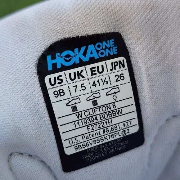 HOKA CLIFTON 8 - Womens Athletic Shoes - SIZE 9B --No Insoles --