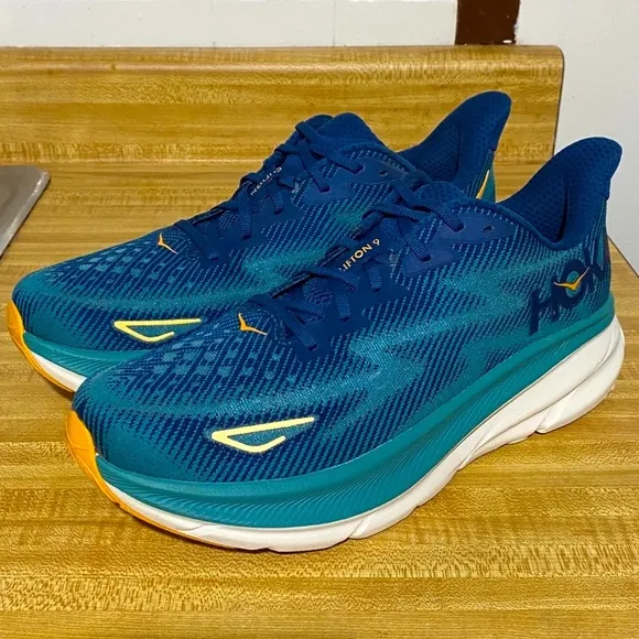 Hoka Clifton 9 Men Athletic Shoes Size 11