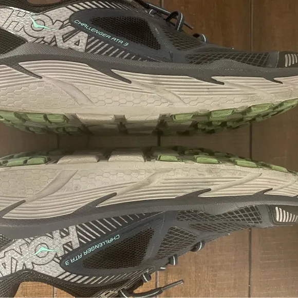 HOKA ONE ONE CHALLENGER ATR 3 Women GREEN BLACK ATHLETIC RUNNING SHOES SIZE 10.5