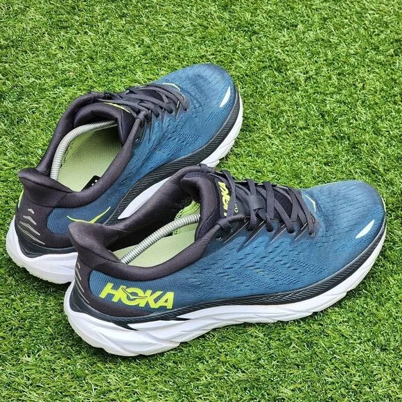 HOKA CLIFTON 8 - Mens Athletic Shoes - SIZE 10D