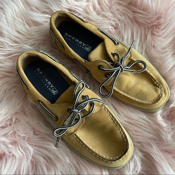 🎉HP | Sperry Intrepid Boat Shoes | 3.5 (Big Boys)