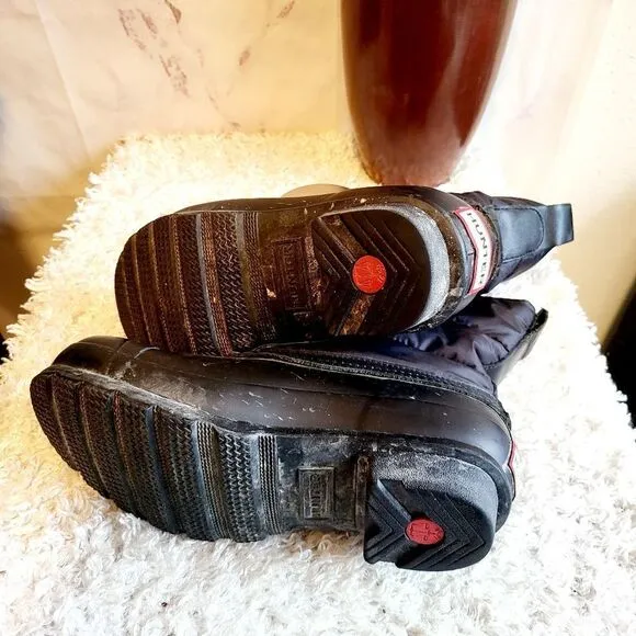 Hunter black quilted shaft winter boots