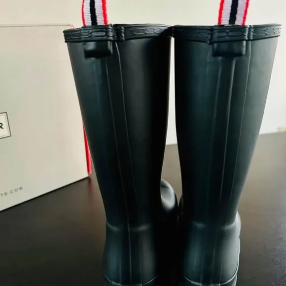Hunter Boots- Size 7