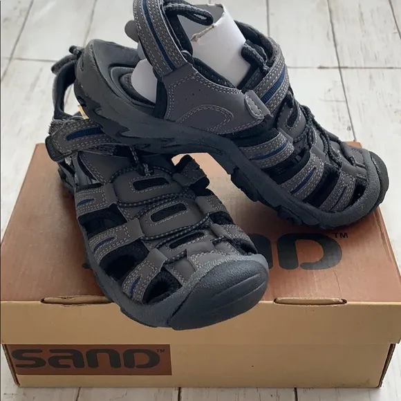 Hydro hiker Velcro strap youth sandals