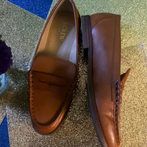 J.CREW BROWN CAMEL TAN VEGAN BOAT LOAFER Shoes ACADEMIA 7-7.5