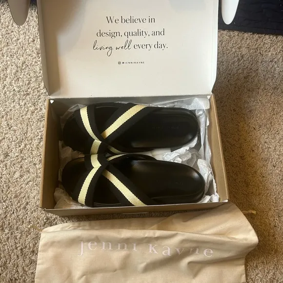 Jenni Kayne Black and Cream Sandals