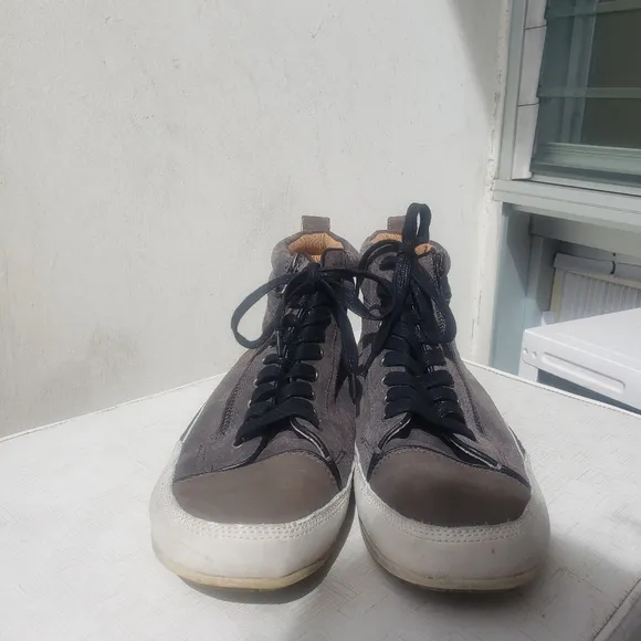 John Varvatos men’s leather high top shoes sneakers side zip lace up size 10.5