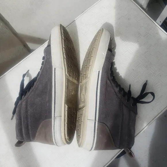 John Varvatos men’s leather high top shoes sneakers side zip lace up size 10.5