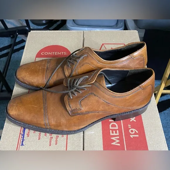 Johnston &amp; Murphy Sheepskin Leather Shoes