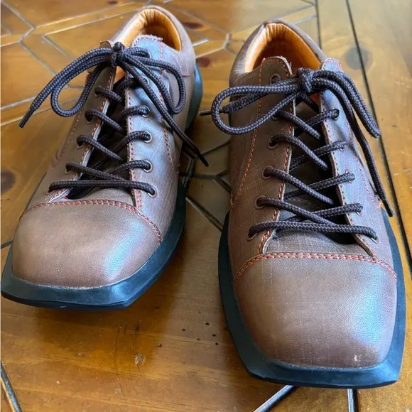 Jon fluevog men’s lace up shoes