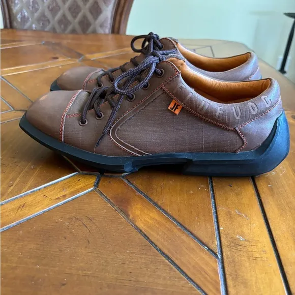Jon fluevog men’s lace up shoes