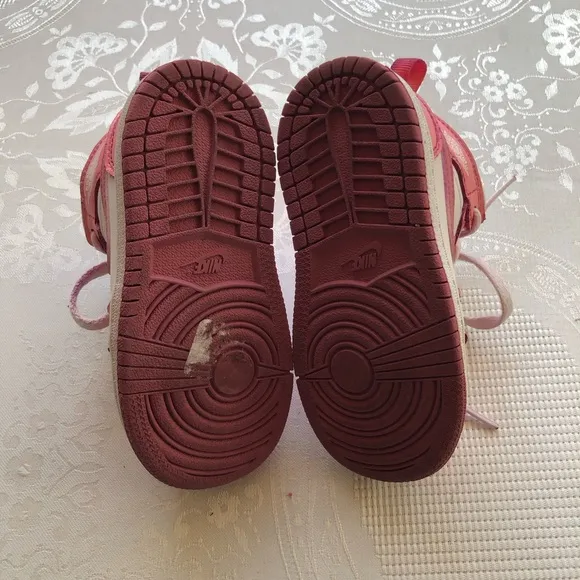 Jordon 1 Mid Valentine’s Day Pink/White Sneakers Lace-Up Shoes Toddlers Size 7C