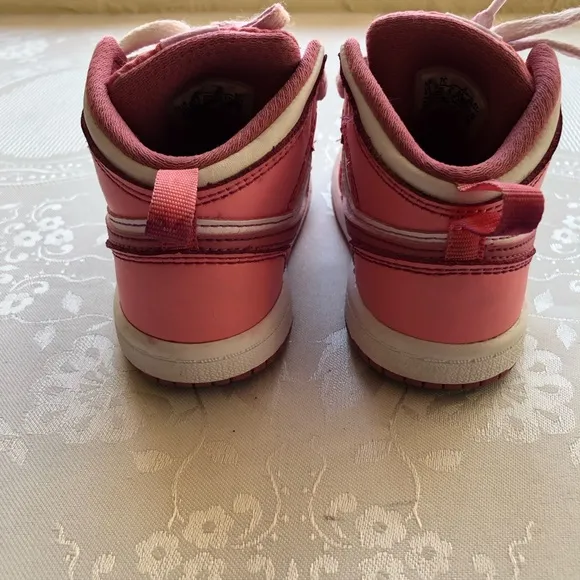 Jordon 1 Mid Valentine’s Day Pink/White Sneakers Lace-Up Shoes Toddlers Size 7C