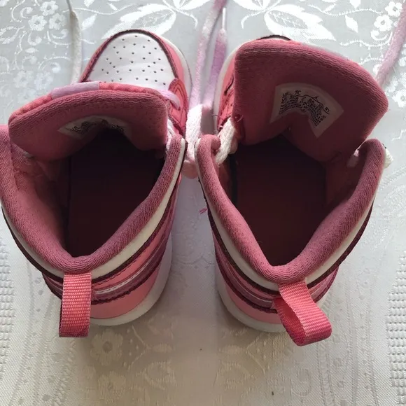 Jordon 1 Mid Valentine’s Day Pink/White Sneakers Lace-Up Shoes Toddlers Size 7C