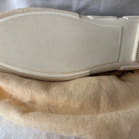 JP Tod’s leather deck shoes