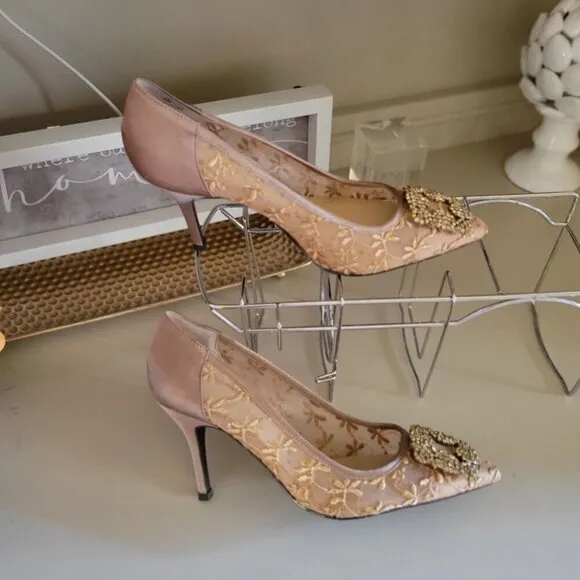 J.Renee Embroidered Lace &amp;  Gold Satin Pumps With Rhinestone Buckles Size 8M