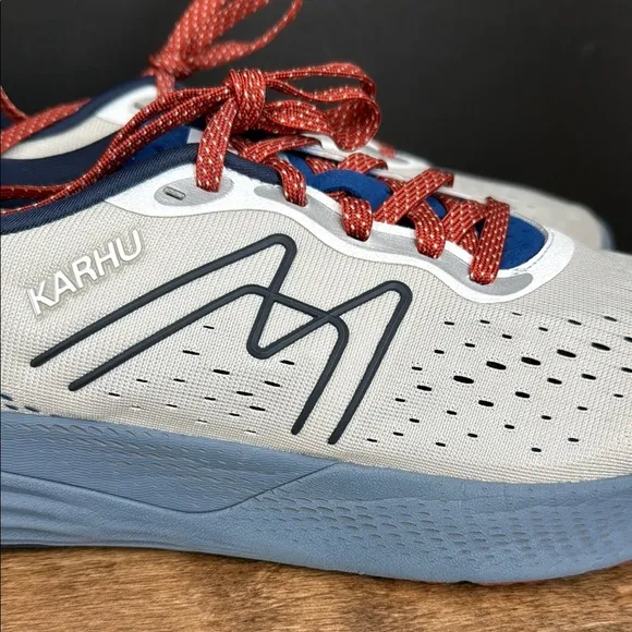 Karhu Men’s Running Shoes Size 11