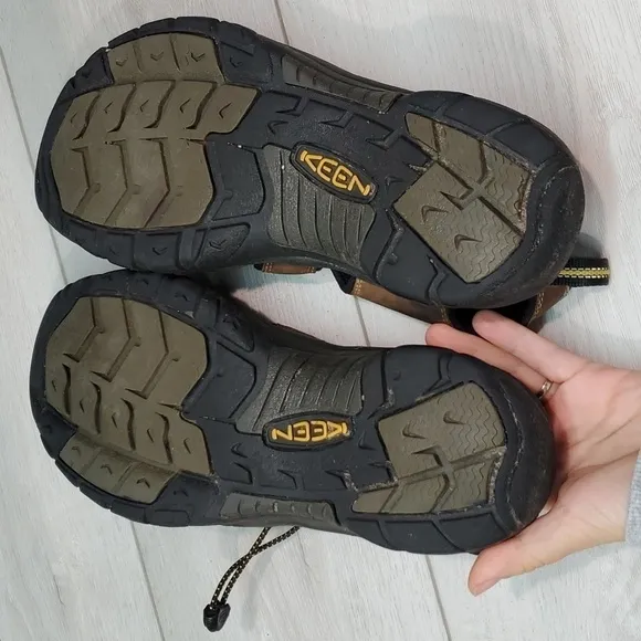 Keen Mens Newport Fisherman Outdoor Hiking Comfort Sandals sz 11