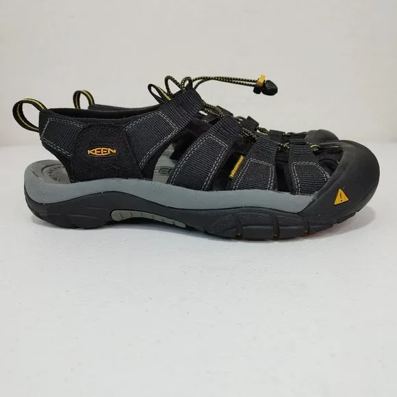 KEEN Newport H2 Black Outdoor Sandals Women's Size 9 Good Condition