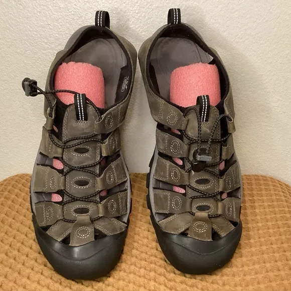 Keen Newport H2 Waterfront Sandals Men's Sz 15 Olive Brown Straps Outdoor