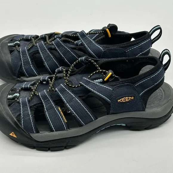 Keen Newport H2 Womens 8 Sandals Closed Toe Hiking Water Shoes Fishing Blue