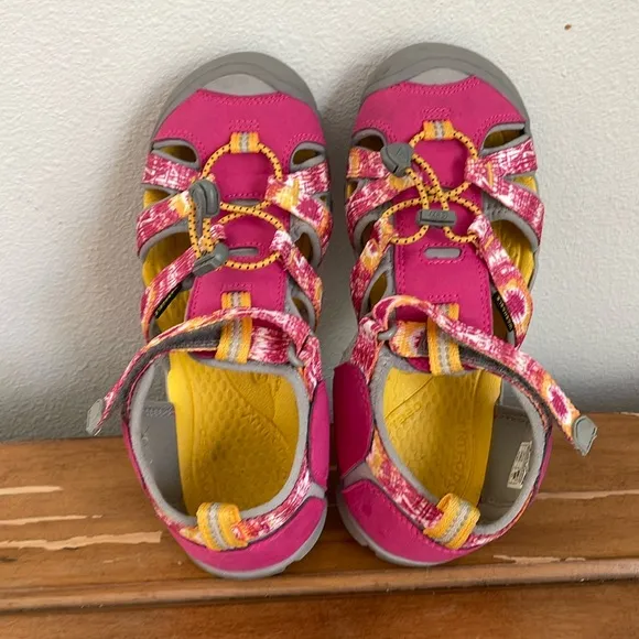 Keen Pink and Gray Sandals with Adjustable Straps Size 4