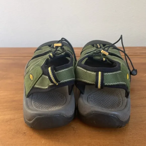 Keen Waterproof Green Outdoor Sandals Size 12