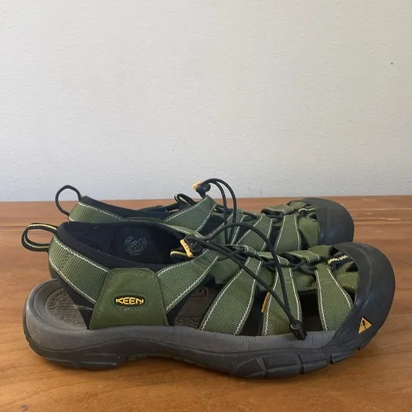Keen Waterproof Green Outdoor Sandals Size 12