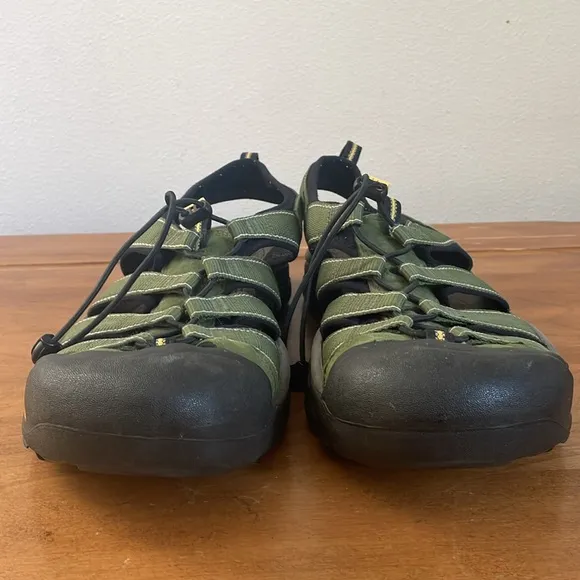 Keen Waterproof Green Outdoor Sandals Size 12