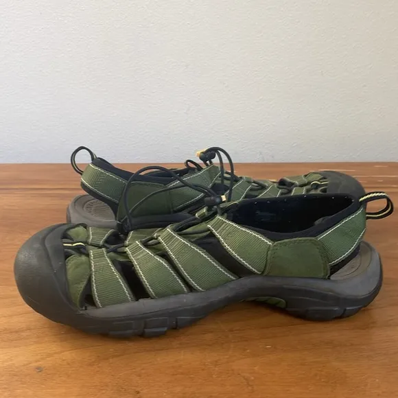 Keen Waterproof Green Outdoor Sandals Size 12