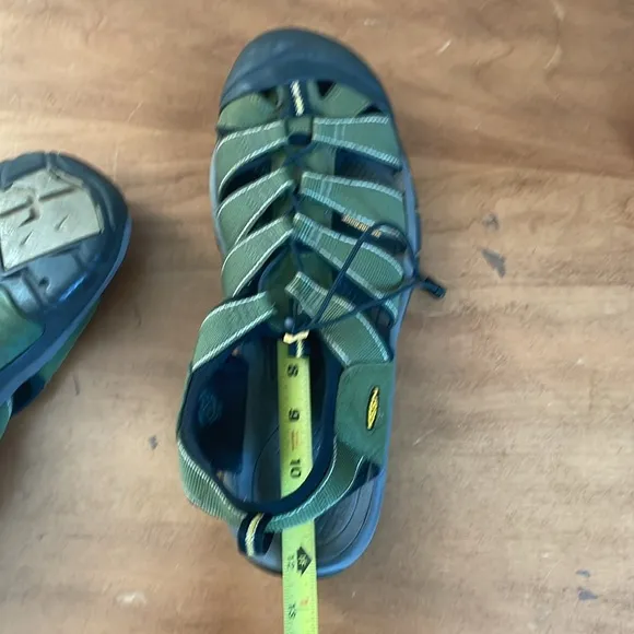 Keen Waterproof Green Outdoor Sandals Size 12