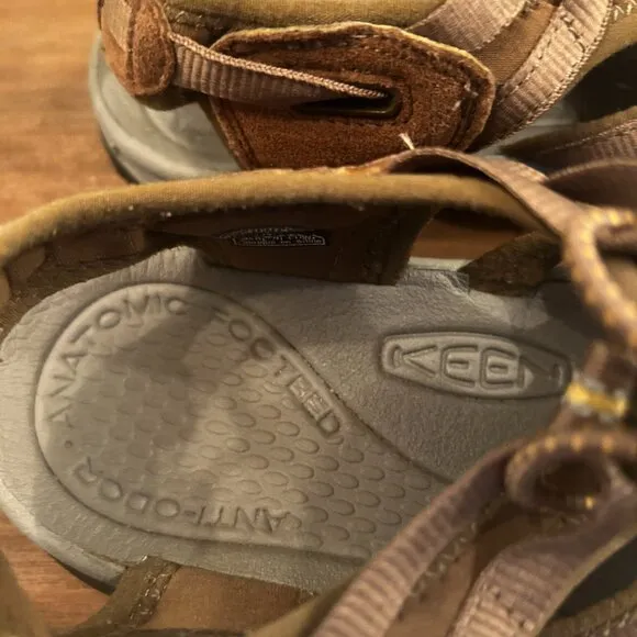 Keen Womens Brown Athletic Waterproof Outdoor Fisherman Sandals Size 7