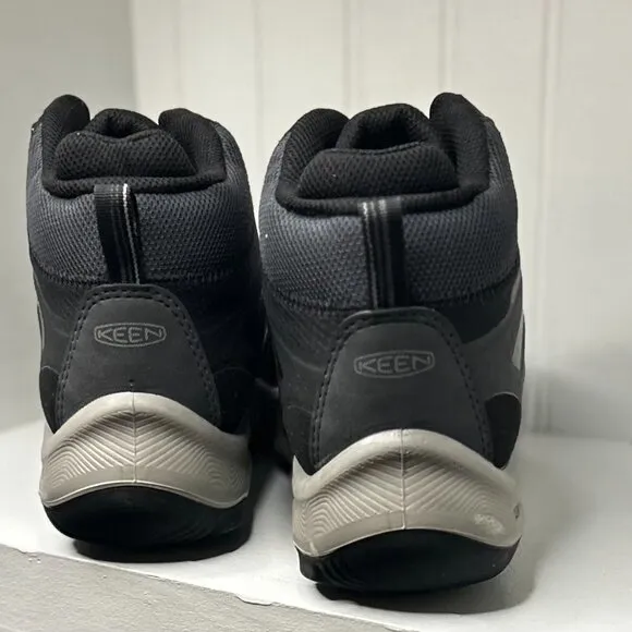 KEEN Womens Terradora Black Hiking Boots Size 10