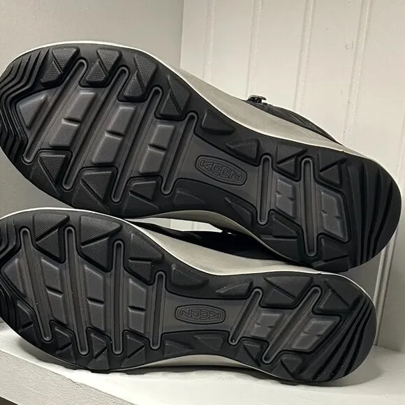 KEEN Womens Terradora Black Hiking Boots Size 10